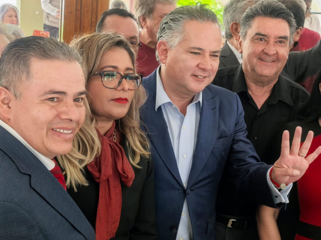 Magisterio queretano plantea a Santiago Nieto reformas para garantizar pensiones dignas