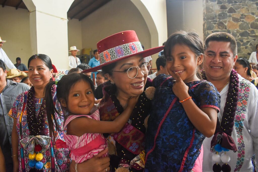 Esthela Damián propone llevar comedores escolares calientes a las comunidades más pobres de Guerrero