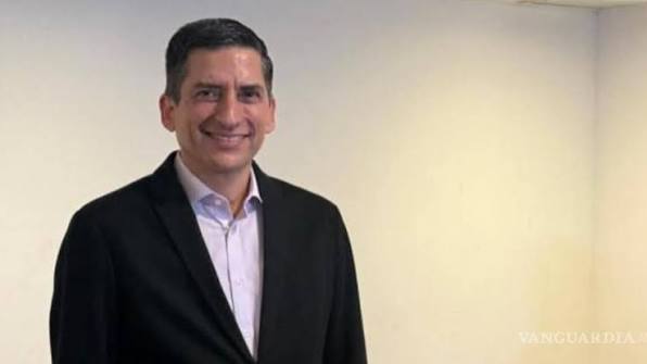 Waldo Fernández perfila a Felipe de Jesús Cantú para disputar Monterrey en 2027