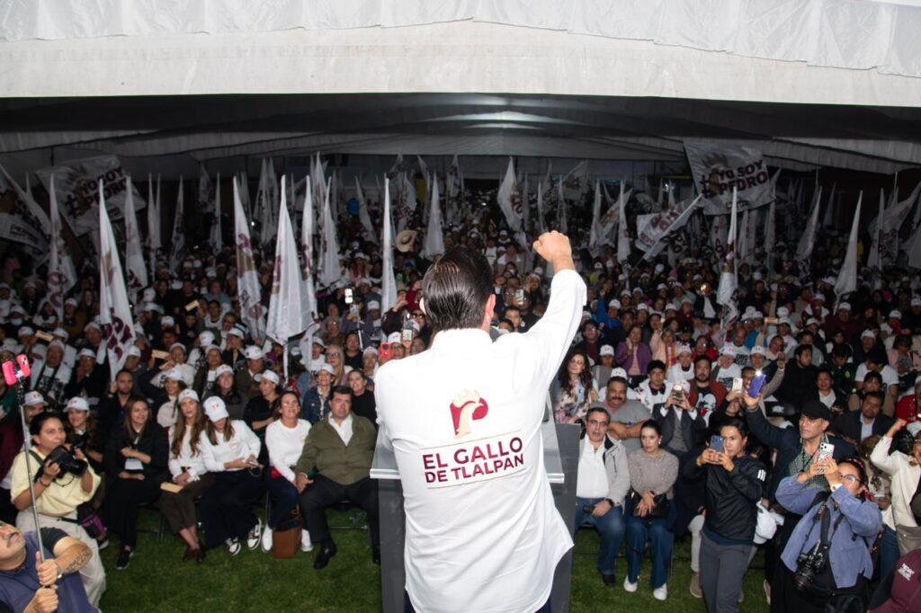 Pedro Haces anuncia registro, promete no fallarles