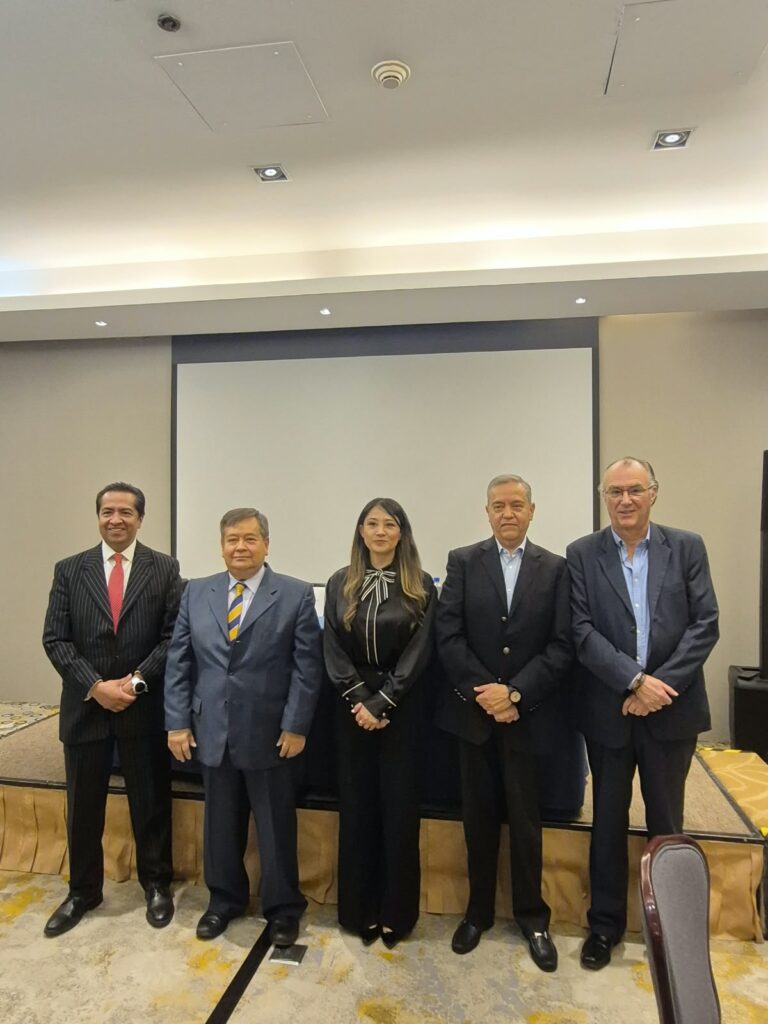 Casi uno de cada tres mexicanos no puede cubrir la canasta alimentaria con su ingreso laboral