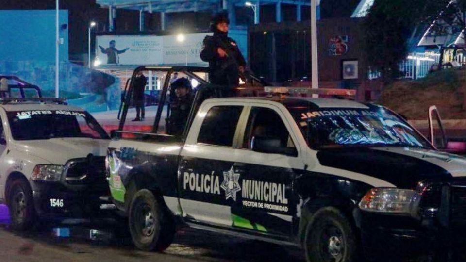 Ataque armado contra un automóvil de la fiscalía de Puebla deja herido a un servidor público