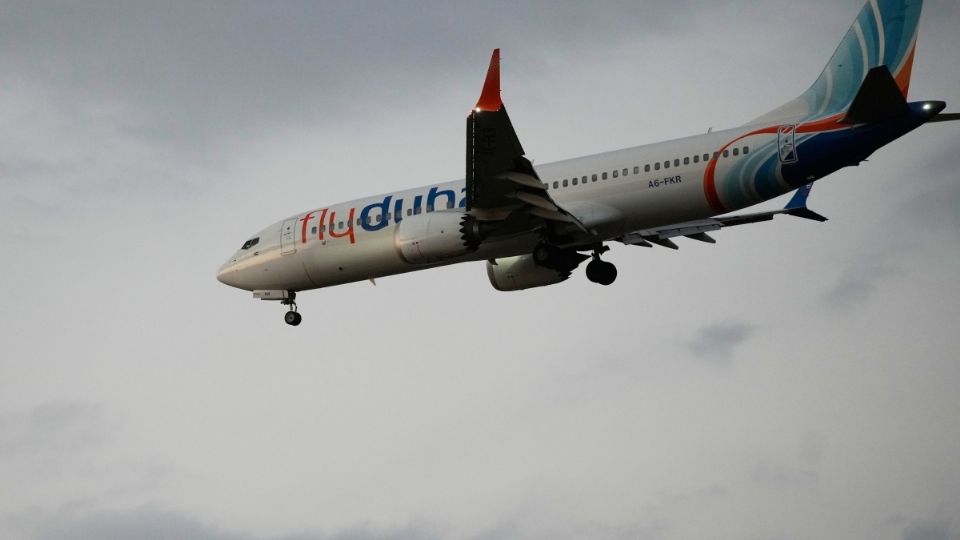 Fiscalía de Emiratos Árabes Unidos afirma que el copiloto de vuelo a Tel Aviv intentó cometer un “acto terrorista”