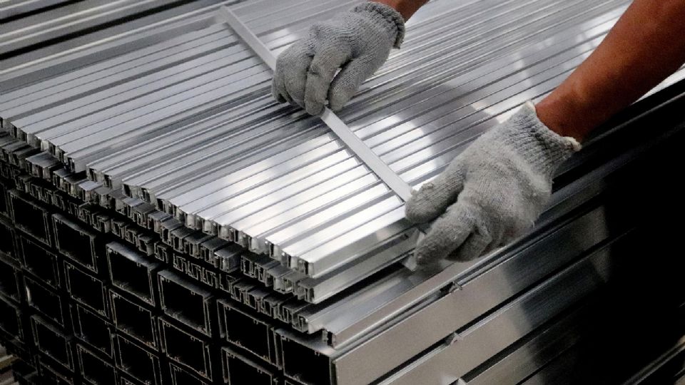 Actividad industrial en México crece 3.5% interanual en agosto tras avance de la construcción y la manufactura